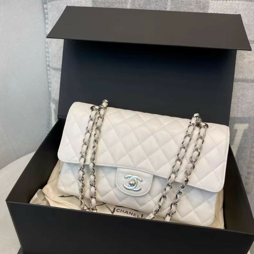 Chanel White Lychee Leather Classic Flap bag Medium