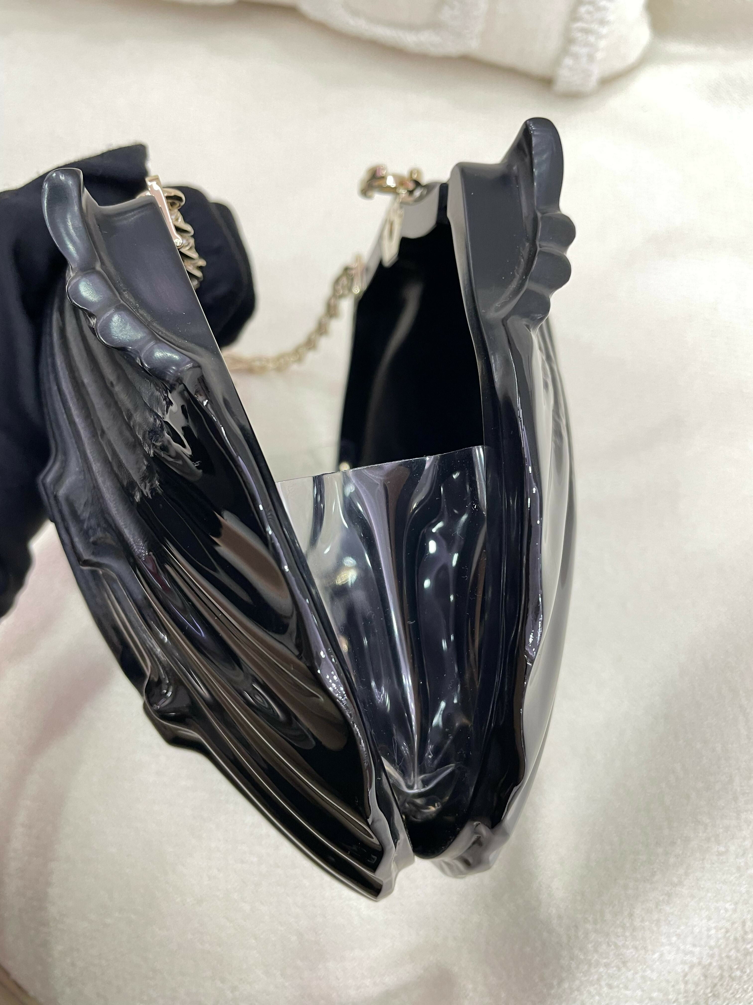 Chanel Cruise 2019 Shell Minaudière