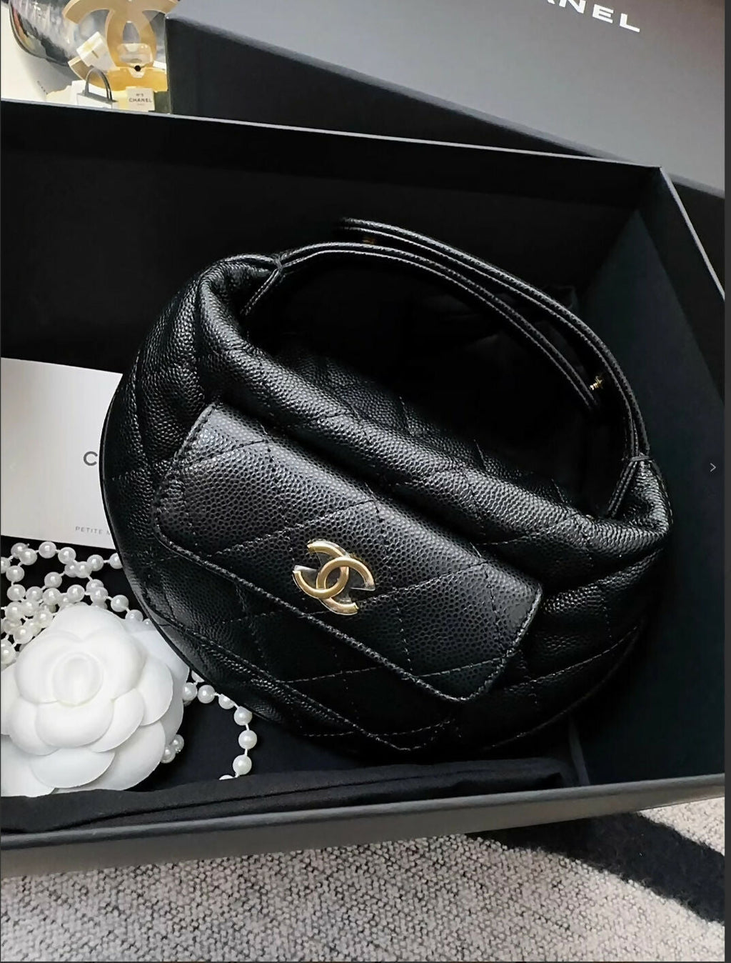 Chanel 23B black & gold hula hoop bag