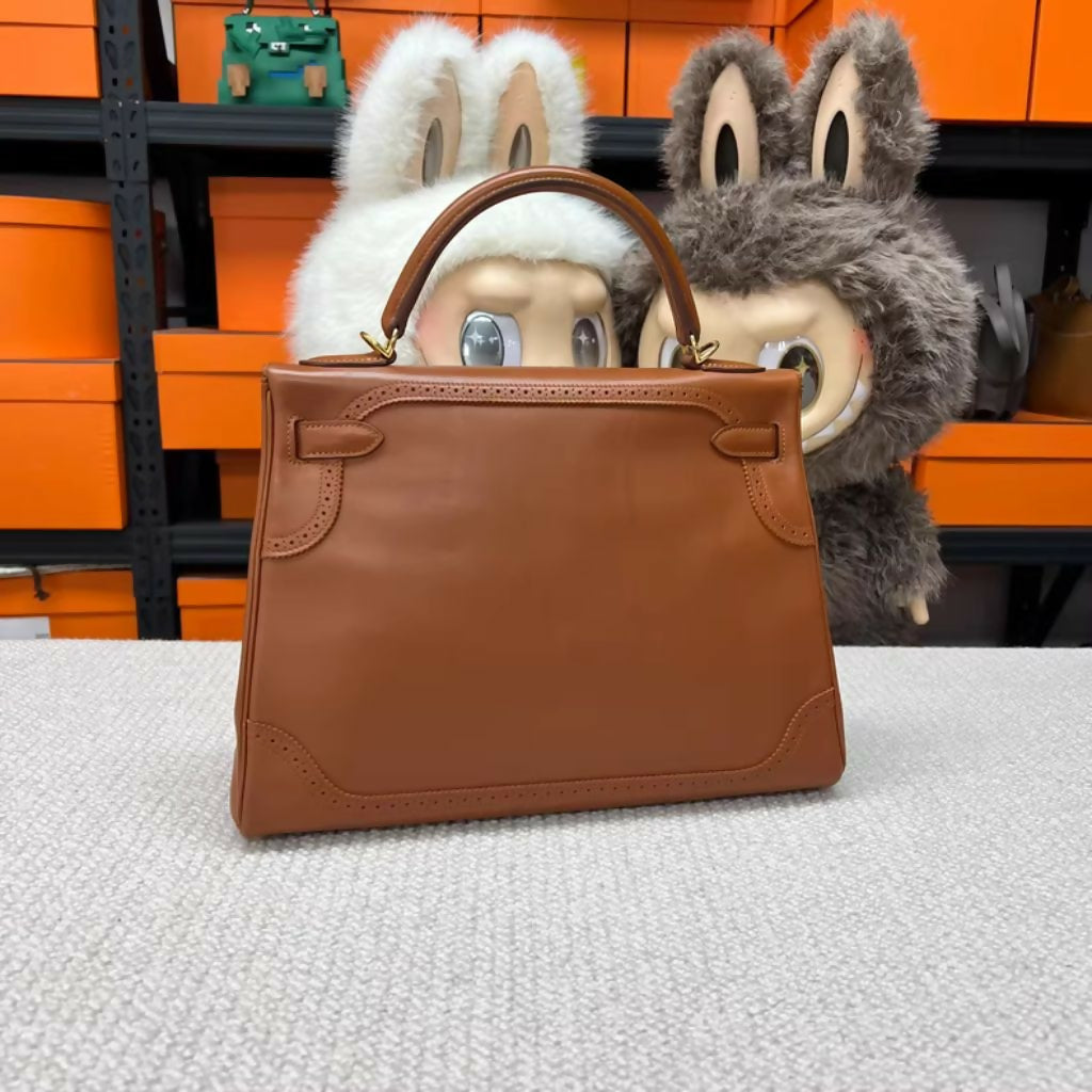 Hermes Kelly Ghillies bag 35 Retourne　Fauve Tadelakt leather gold hardware