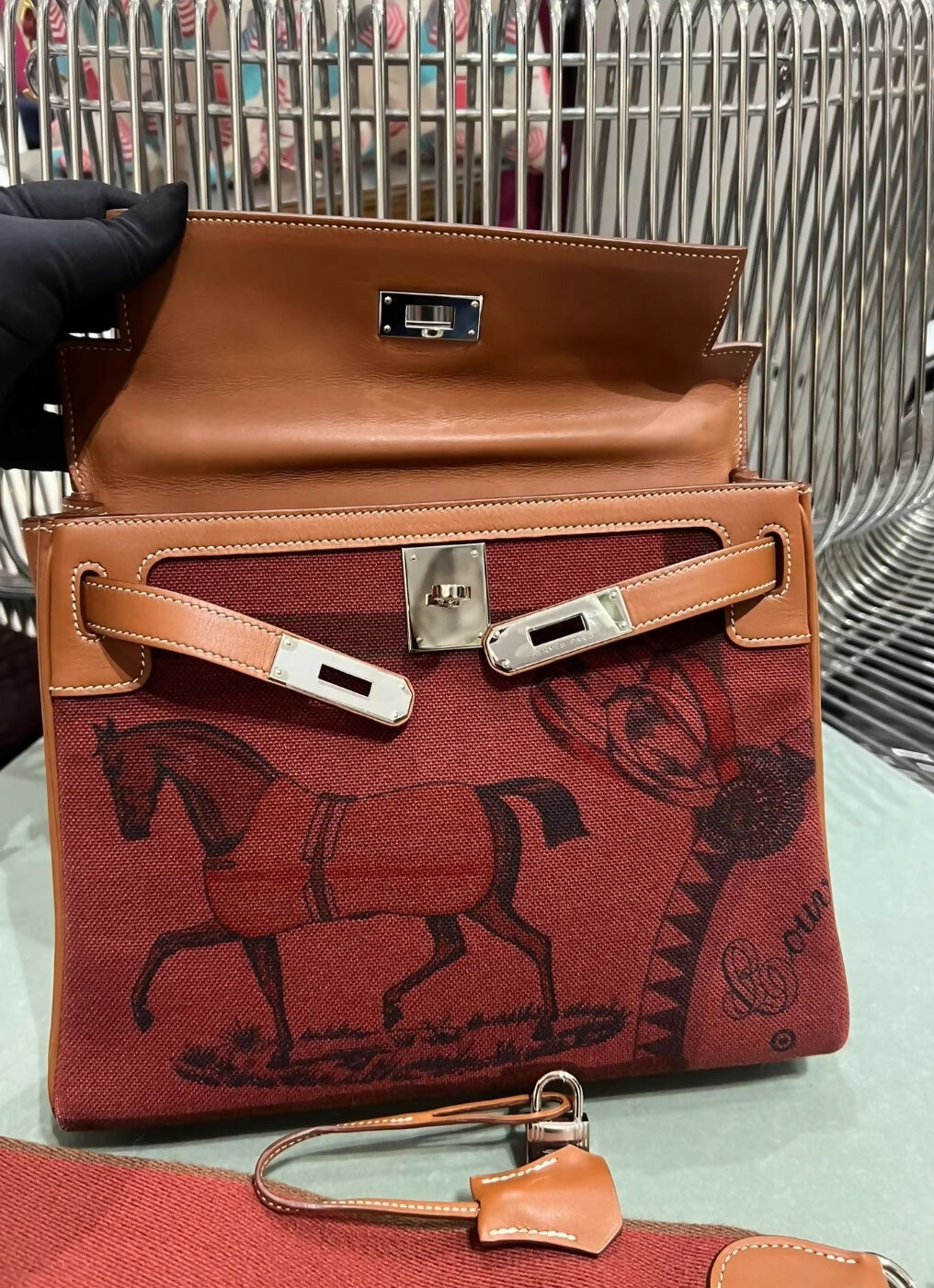 Hermes kelly 28 saddle leather and canvas palladium hardware