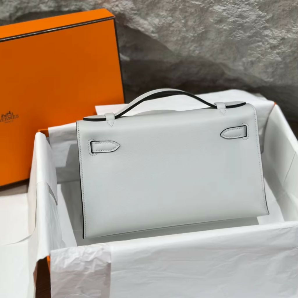 HERMES Mini Kelly Pochette Gri Platinum  Swift Leather Gold Hardware
