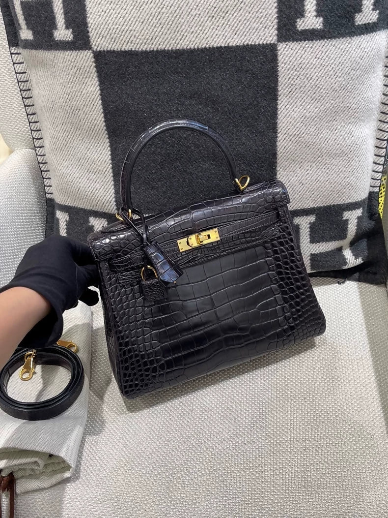 Hermes Kelly 25 black and purple matte alligator leather gold hardware