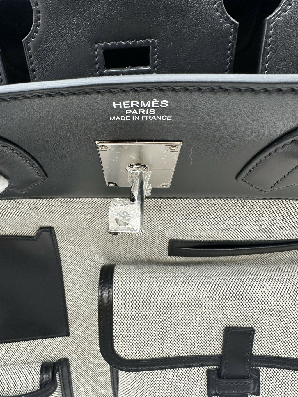 Hermès Haut A Courroies 40 Cargo Toile/Evercalf Ecru/Noir PHW W 2025