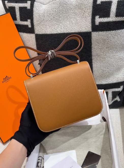 Hermes Constance 19 Gold epsom leather palladium hardware