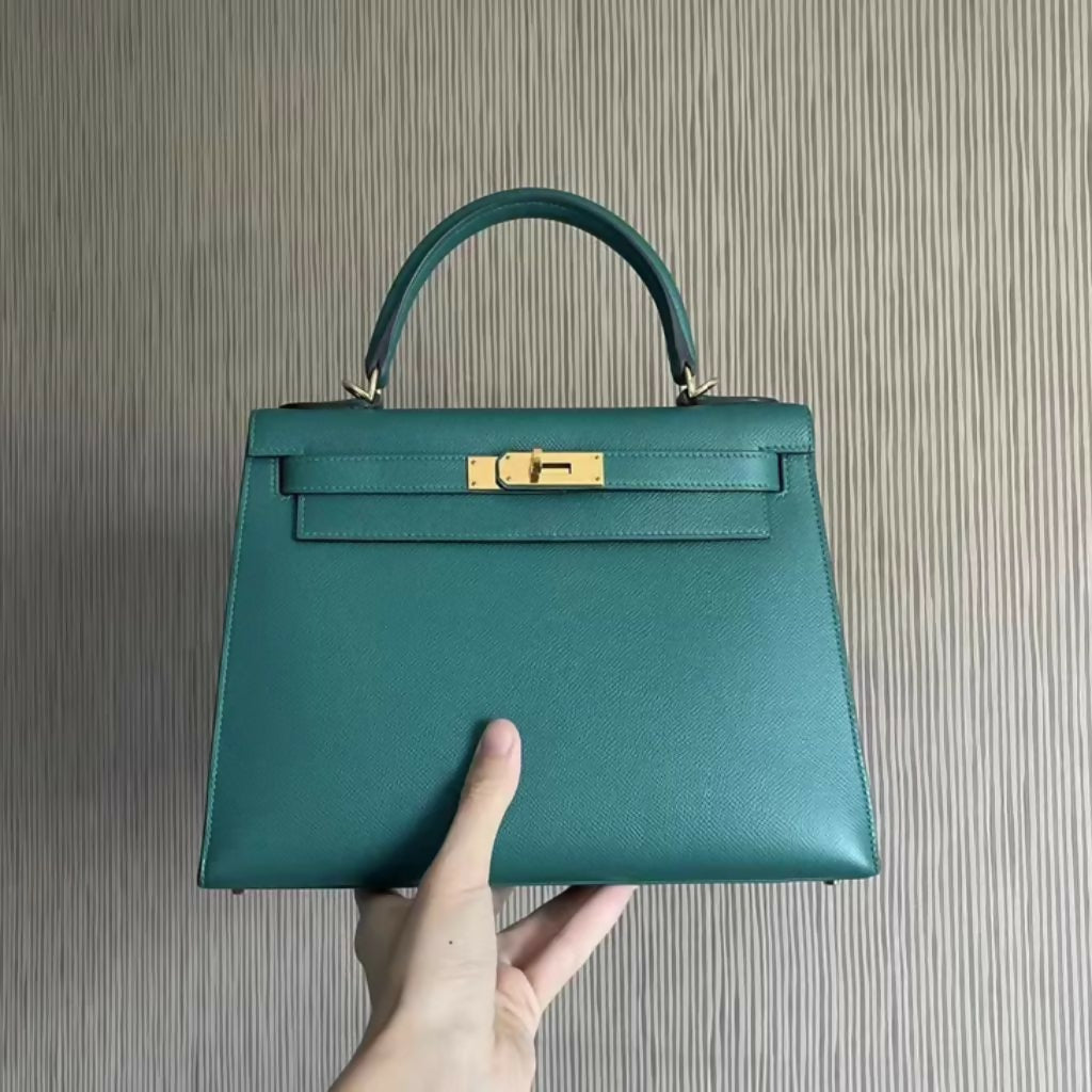 Hermès Kelly 28 Malachite Green Epsom leather gold hardware