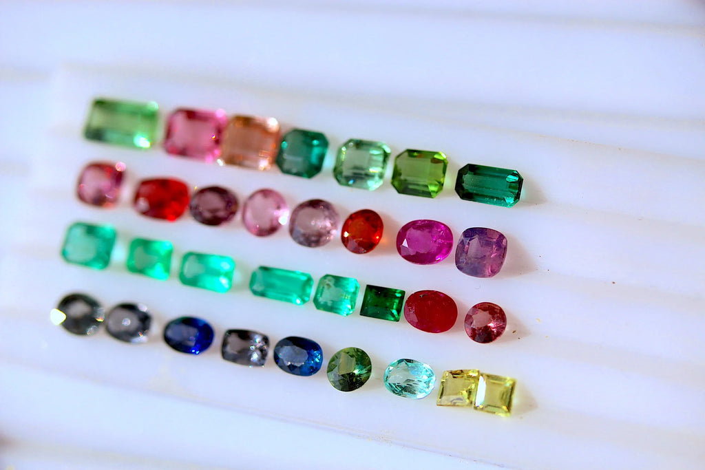 Shop High-quality loose gemstones for sale