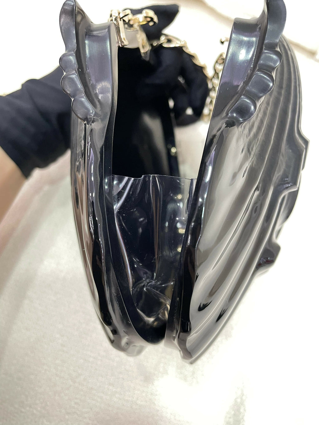 Chanel Cruise 2019 Shell Minaudière