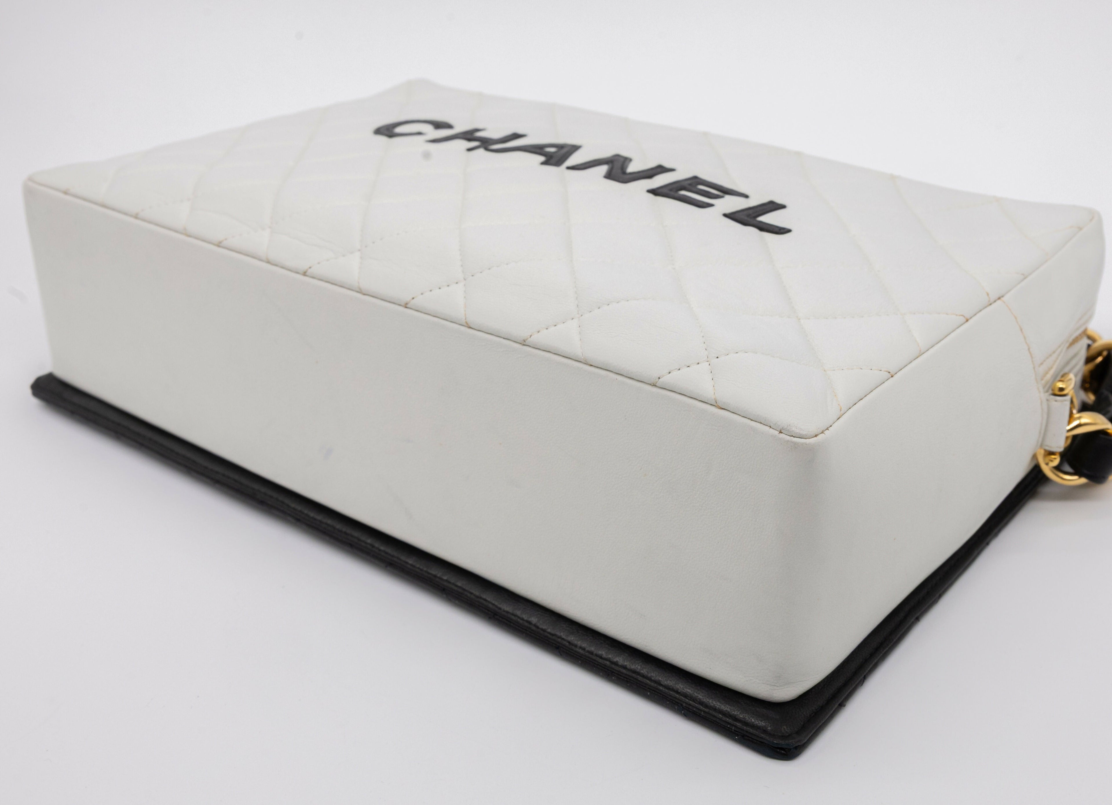 Chanel 1991 Vintage Black & White Shoulder Bag