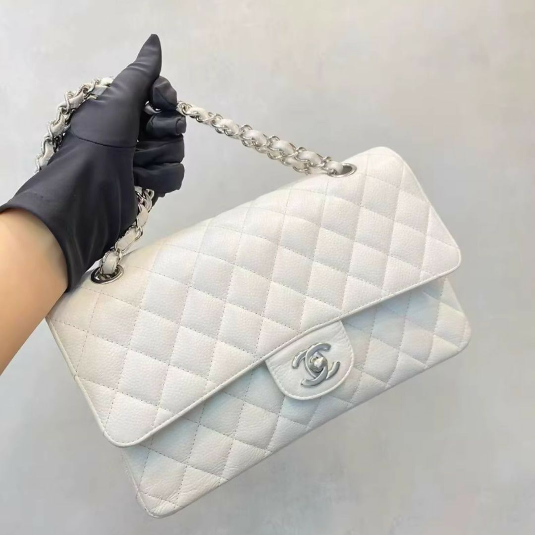 Chanel White Lychee Leather Classic Flap bag Medium