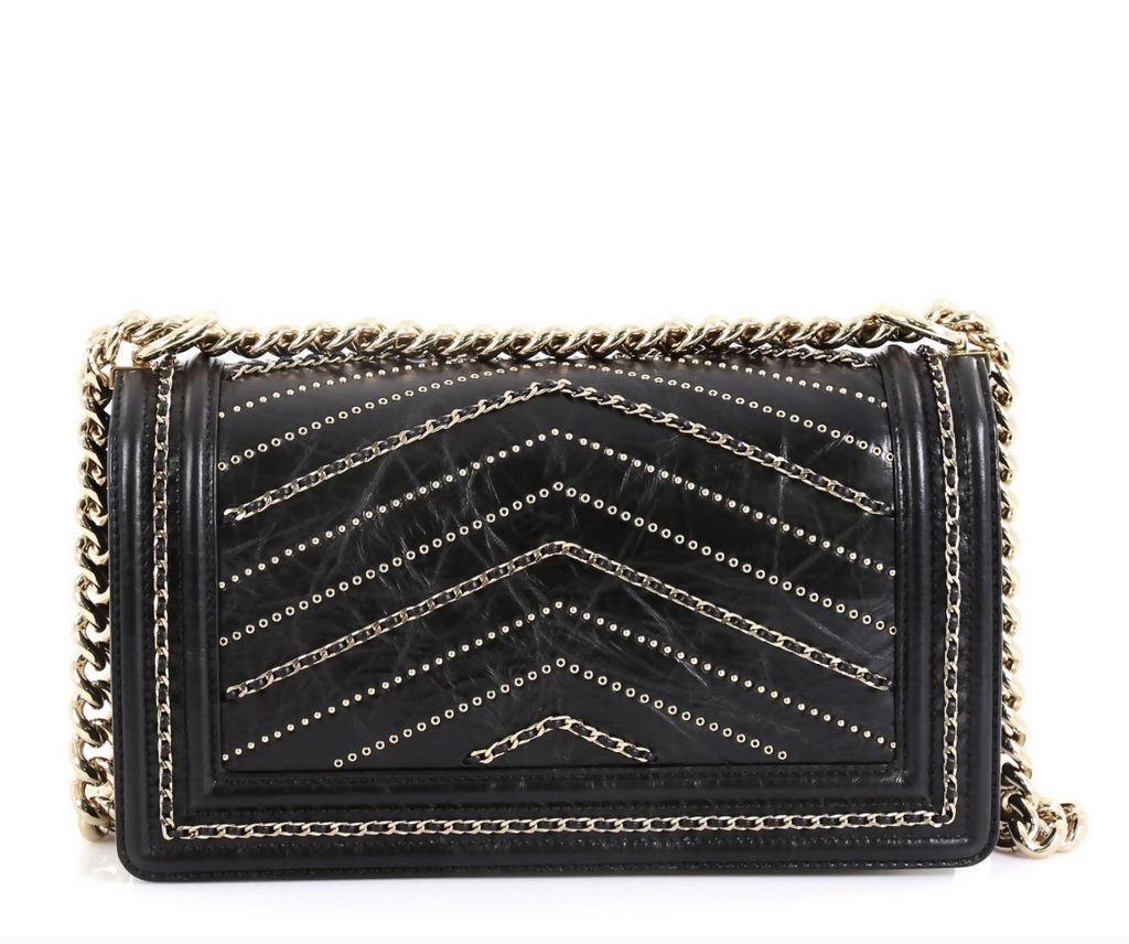 Chanel 2018 Medium Boy Bag in Chevron Quilted Vintage Calfskin