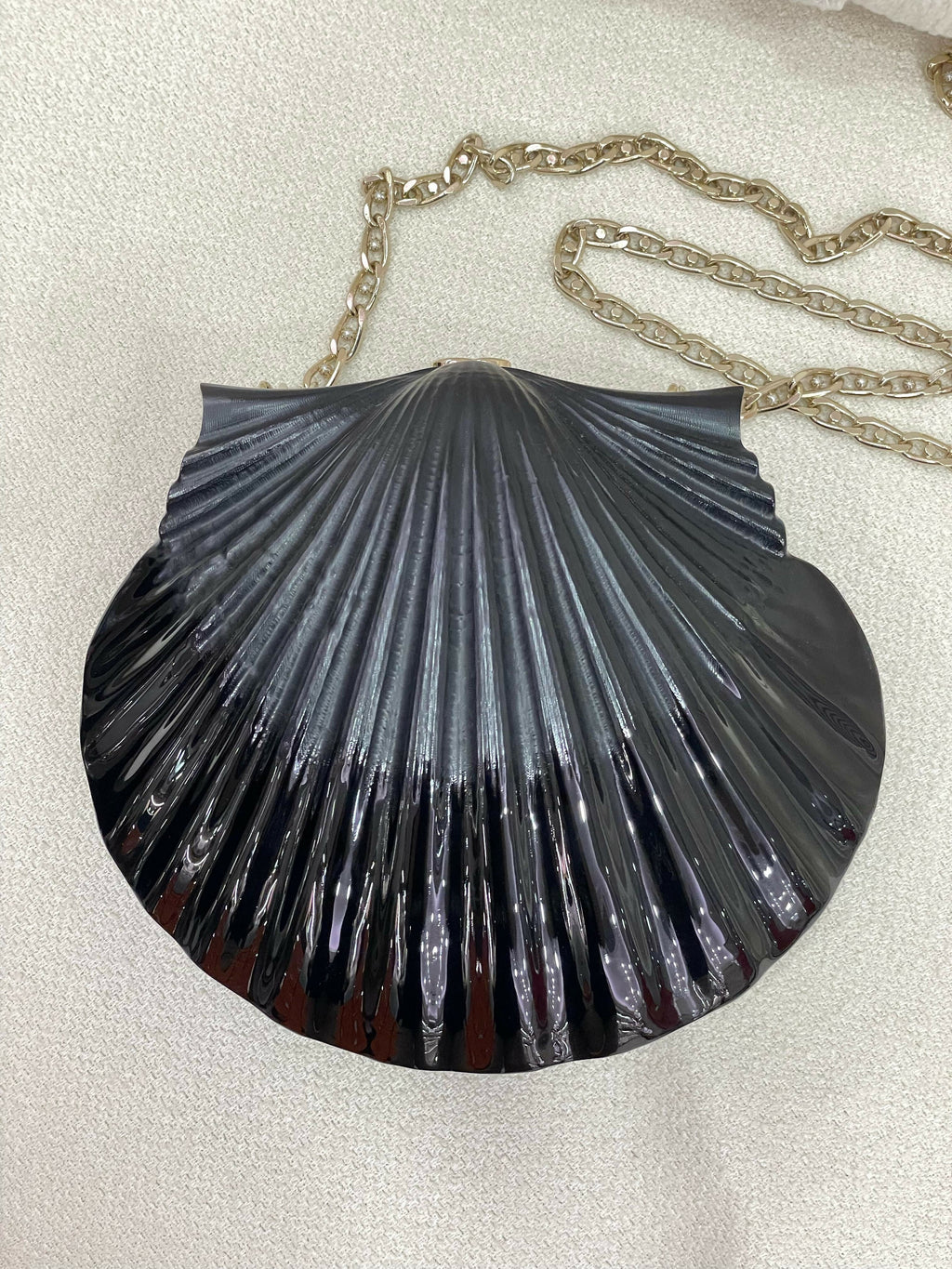 Chanel Cruise 2019 Shell Minaudière